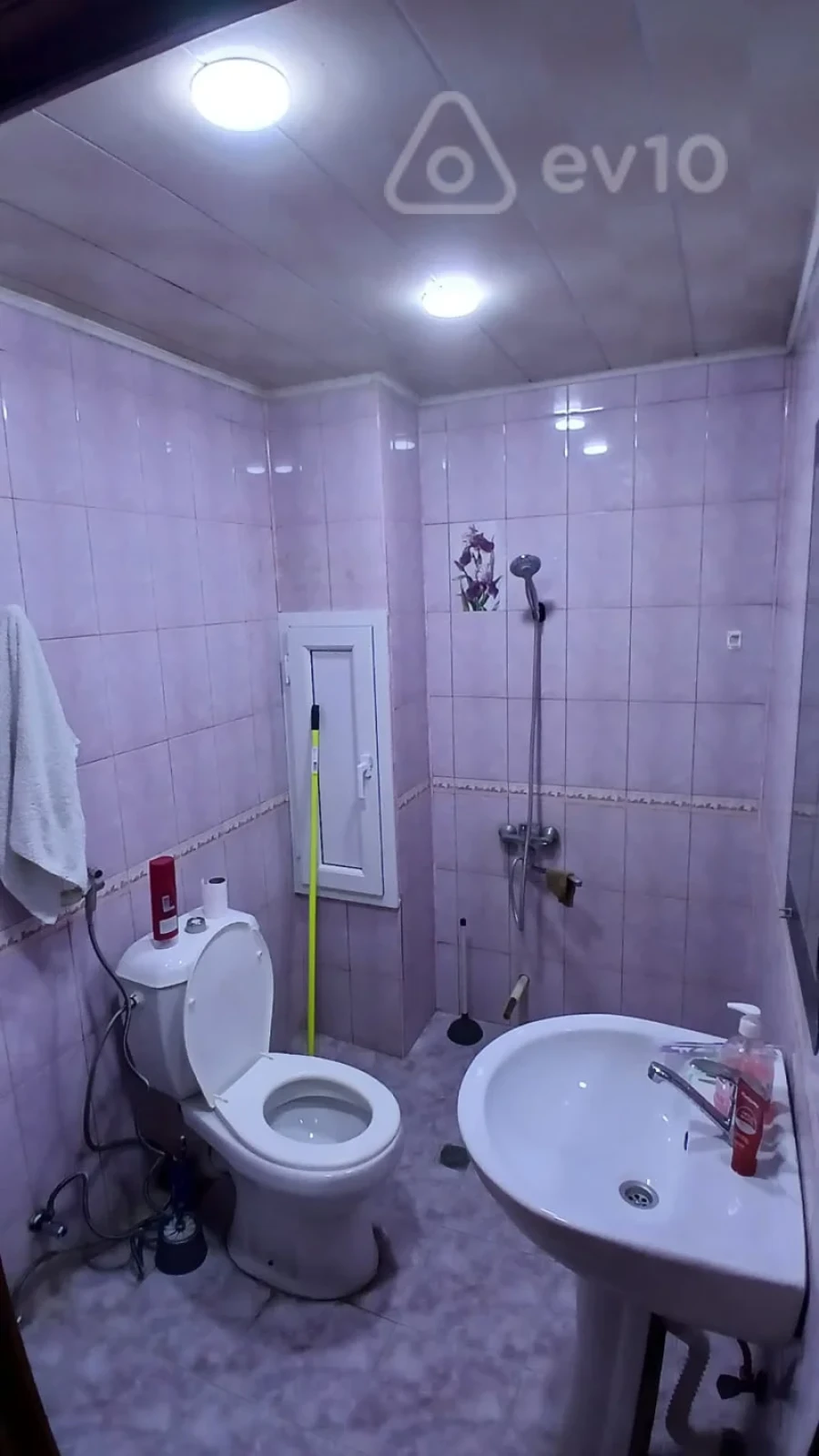 Kirayə verilir 2 otaqlı yeni tikili 60 m²