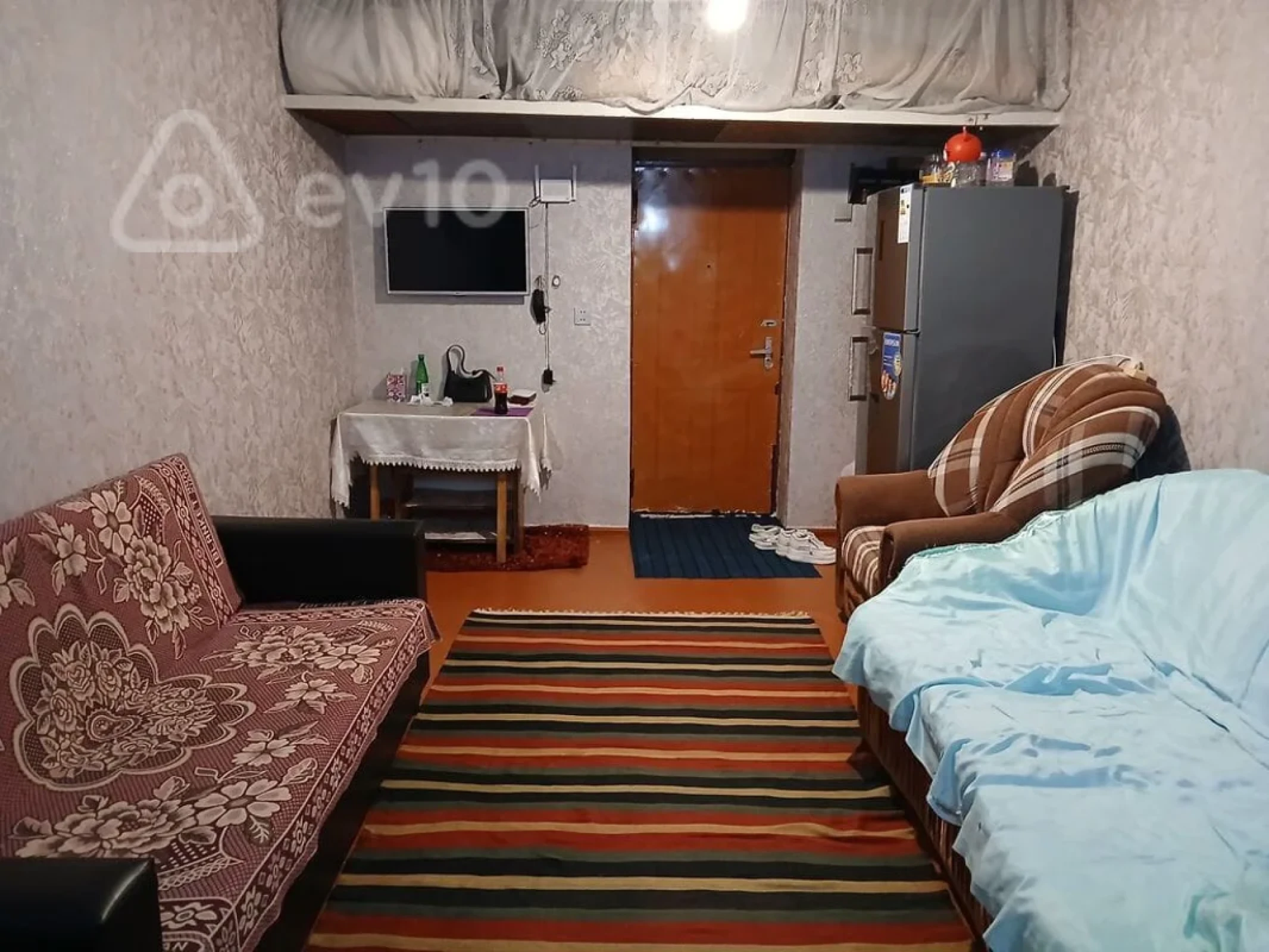 Kirayə verilir 1 otaqlı köhnə tikili 20 m²