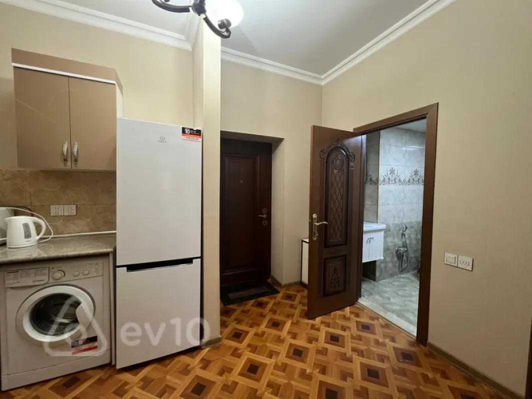 Kirayə verilir 2 otaqlı yeni tikili 52 m²