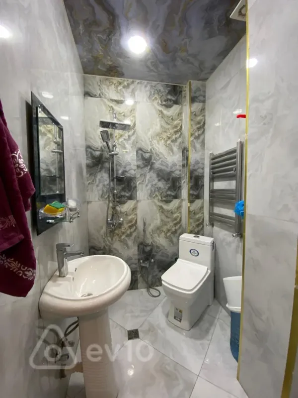 Kirayə verilir 2 otaqlı yeni tikili 50 m²