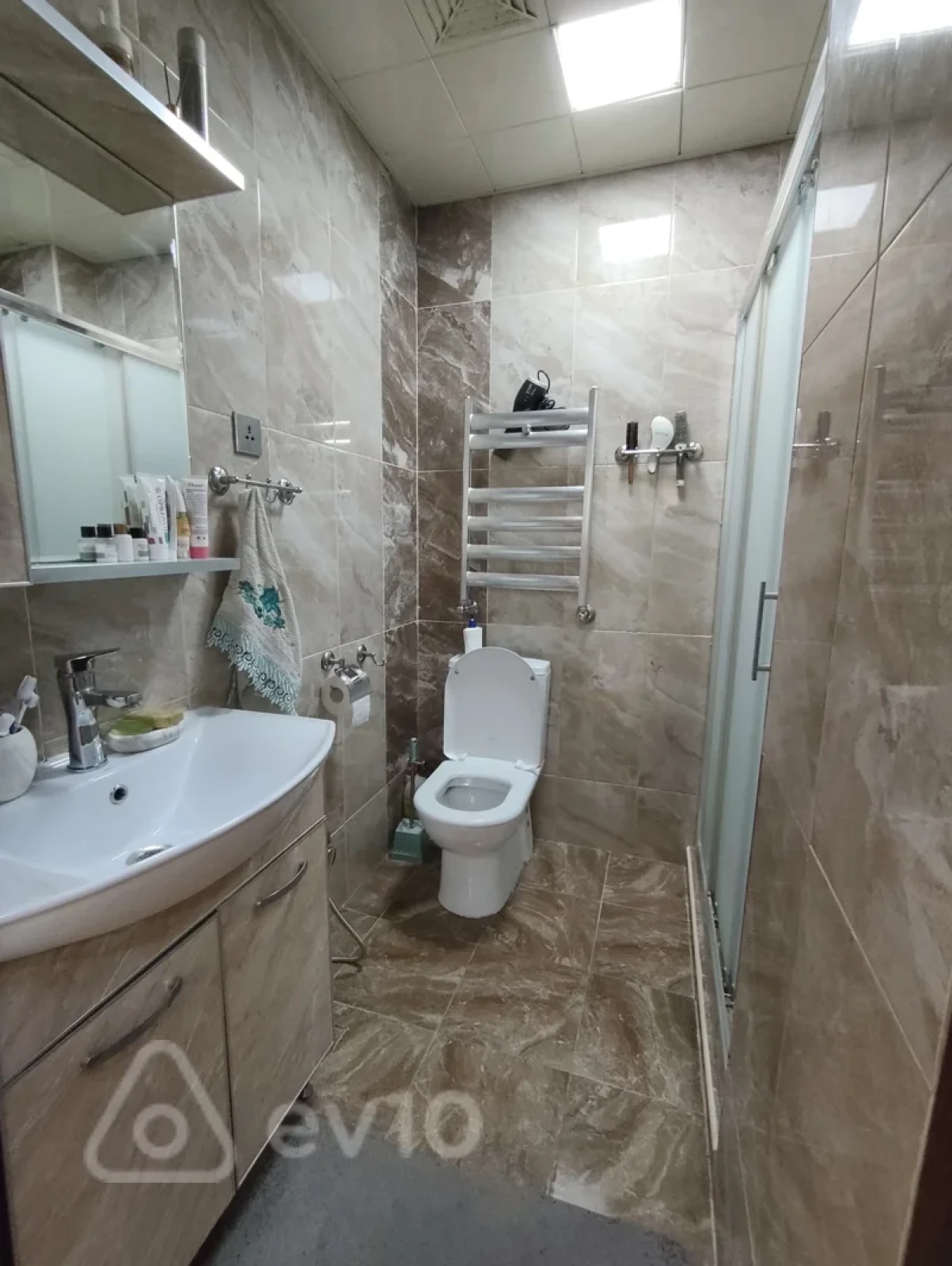 Kirayə verilir 2 otaqlı yeni tikili 55 m²