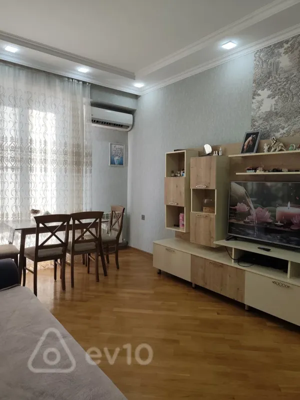 Kirayə verilir 2 otaqlı yeni tikili 55 m²