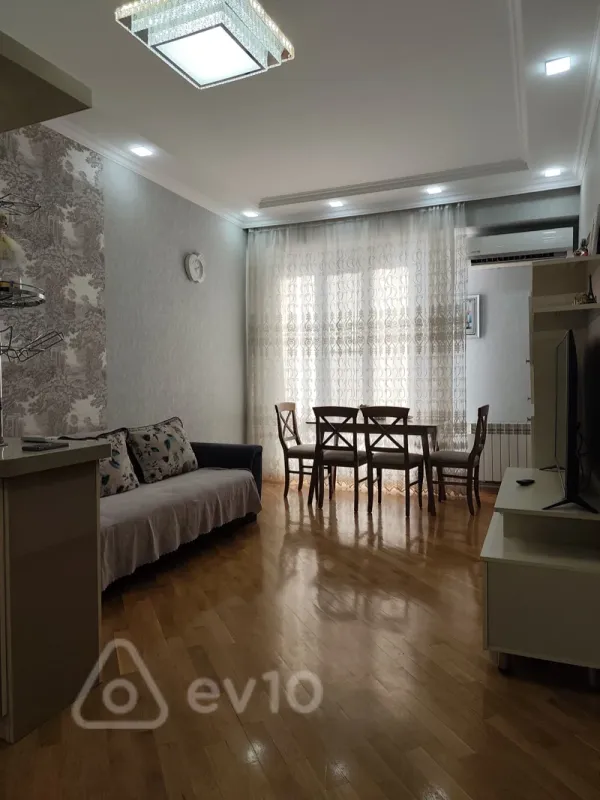 Kirayə verilir 2 otaqlı yeni tikili 55 m²