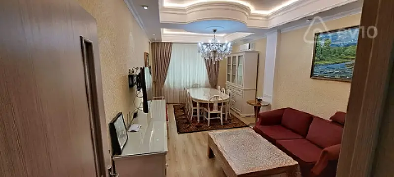 Kirayə verilir 2 otaqlı yeni tikili 75 m²