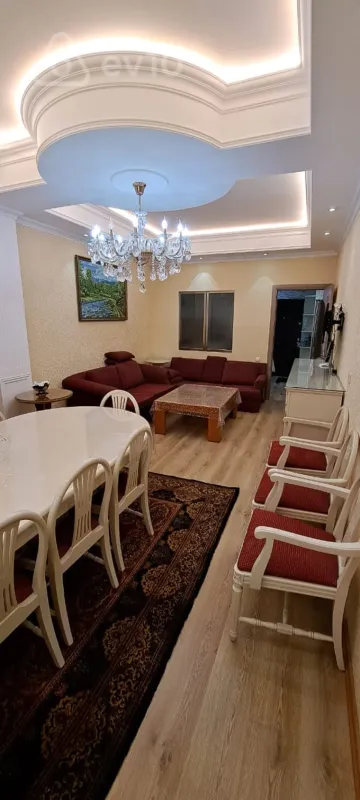 Kirayə verilir 2 otaqlı yeni tikili 75 m²
