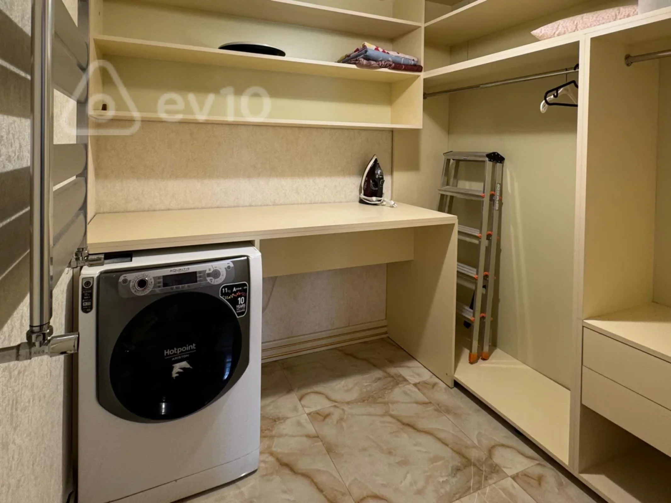 Kirayə verilir 3 otaqlı yeni tikili 153 m²