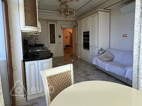 Kirayə verilir 3 otaqlı yeni tikili 153 m²