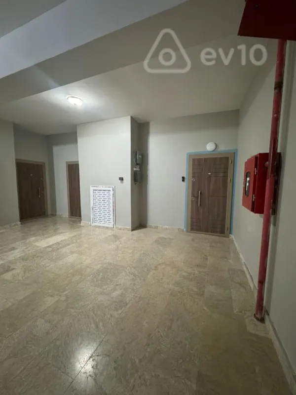 Kirayə verilir 2 otaqlı yeni tikili 75 m²