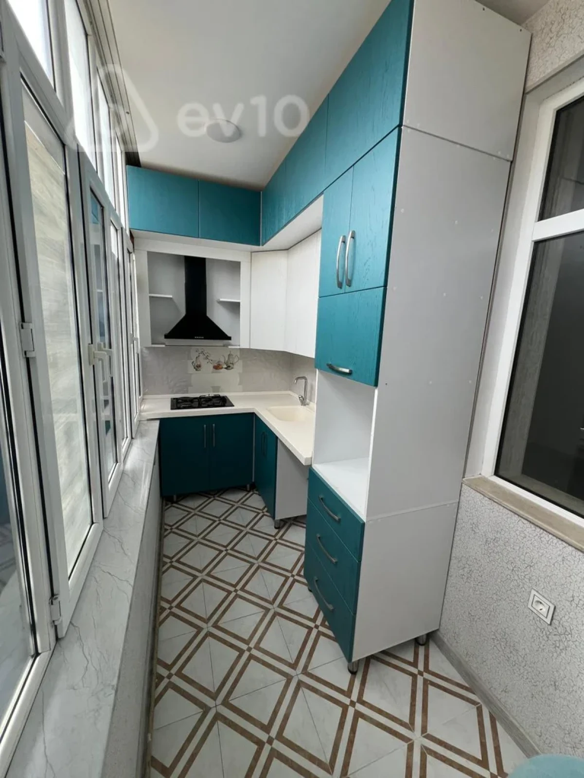 Satılır 3 otaqlı yeni tikili 78 m²