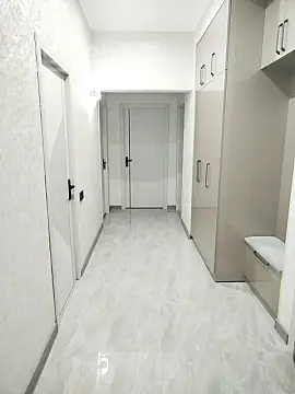 Kirayə verilir 3 otaqlı yeni tikili 90 m²