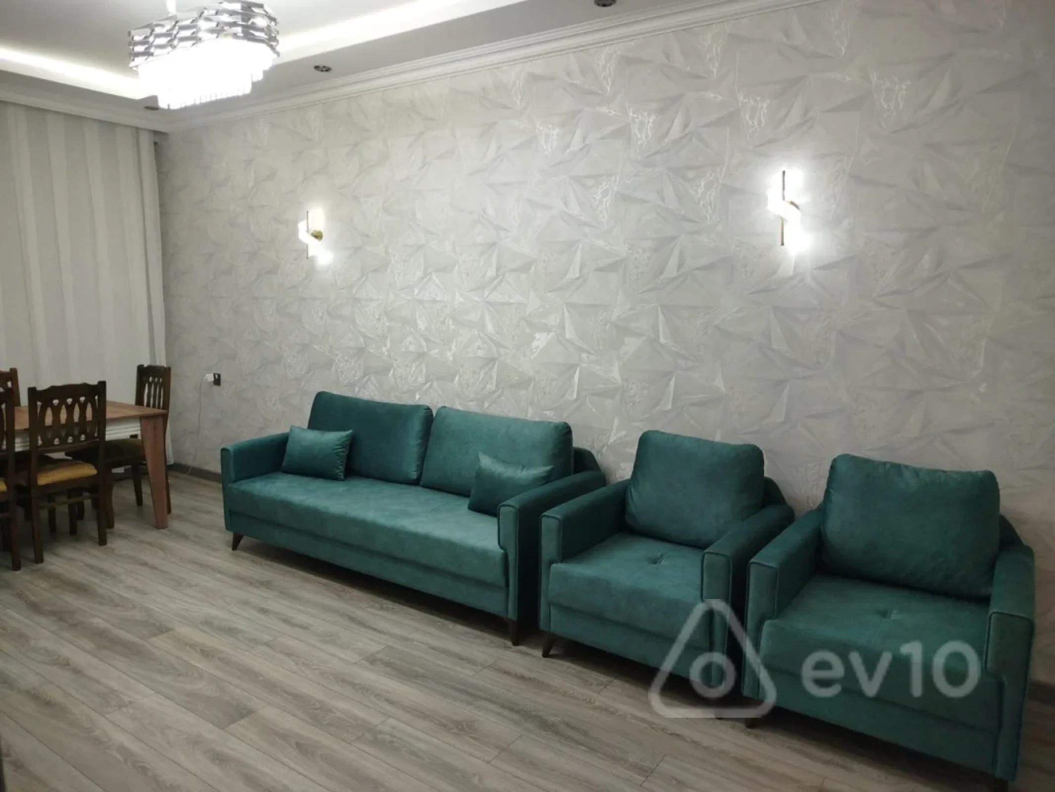 Kirayə verilir 3 otaqlı yeni tikili 90 m²