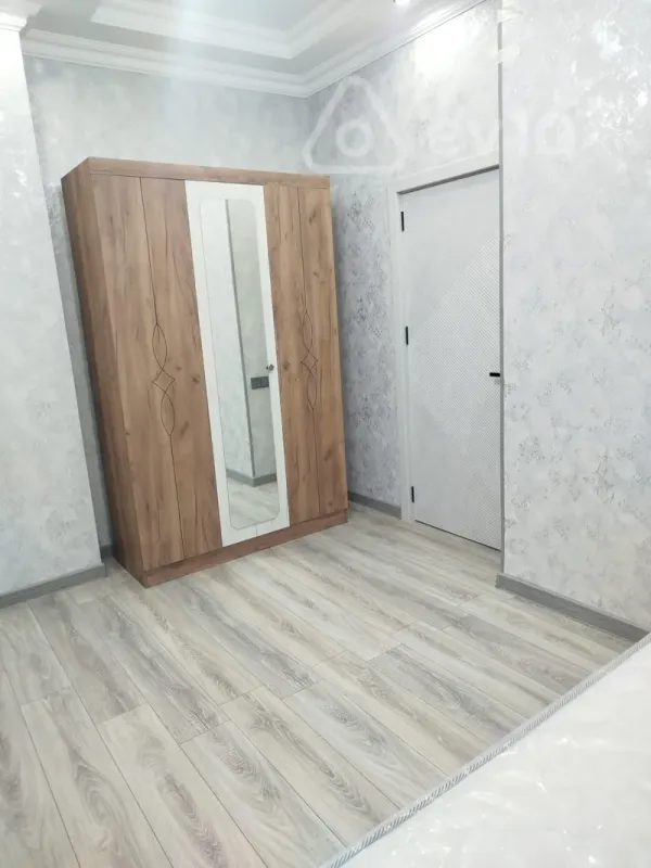 Kirayə verilir 3 otaqlı yeni tikili 90 m²
