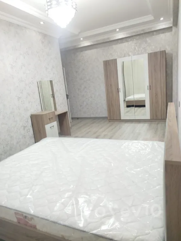 Kirayə verilir 3 otaqlı yeni tikili 90 m²