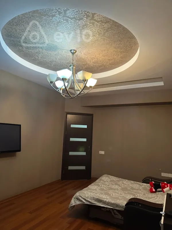 Kirayə verilir 2 otaqlı yeni tikili 90 m²