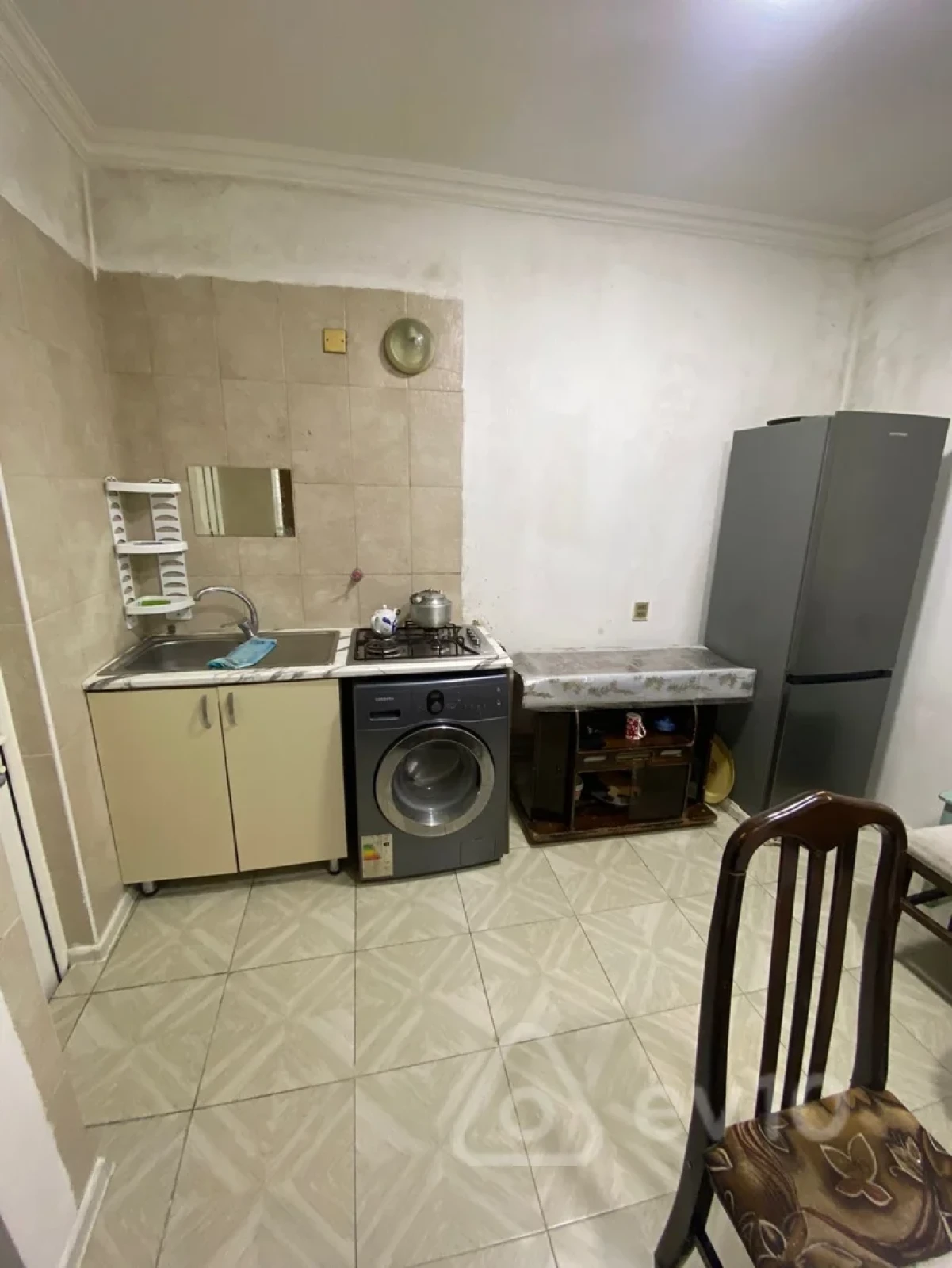 Kirayə verilir 1 otaqlı həyət evi 20 m²