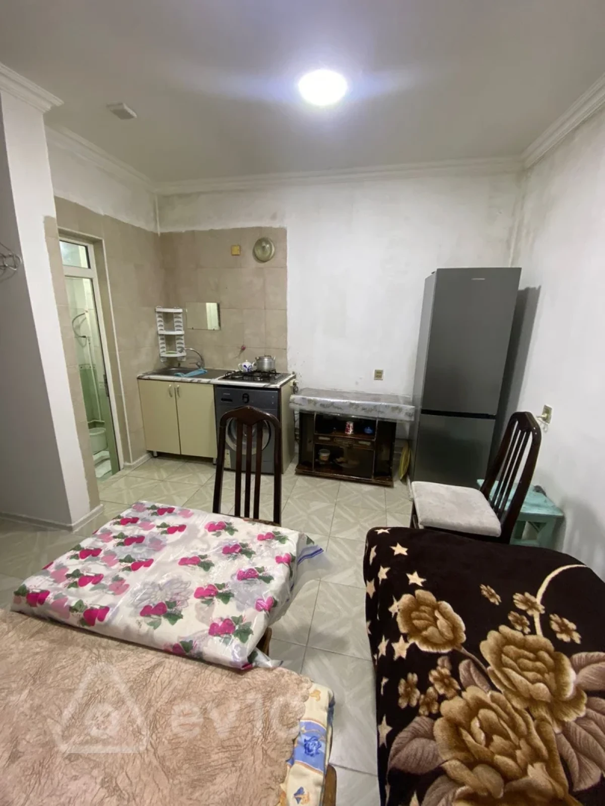 Kirayə verilir 1 otaqlı həyət evi 20 m²