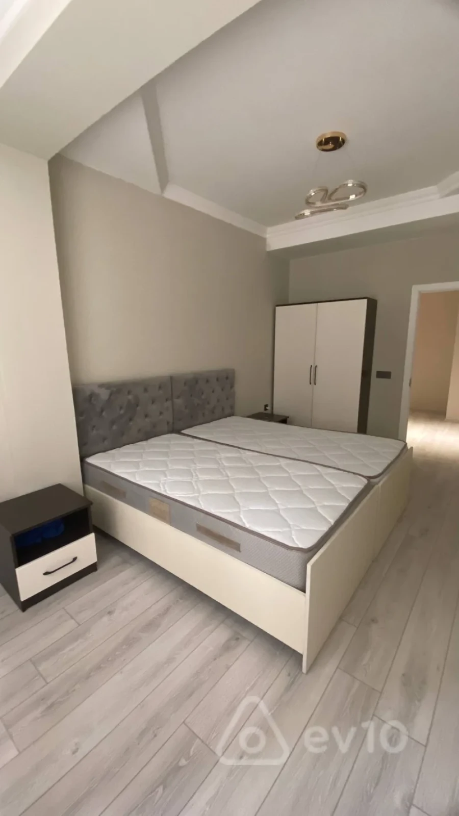 Kirayə verilir 3 otaqlı yeni tikili 130 m²