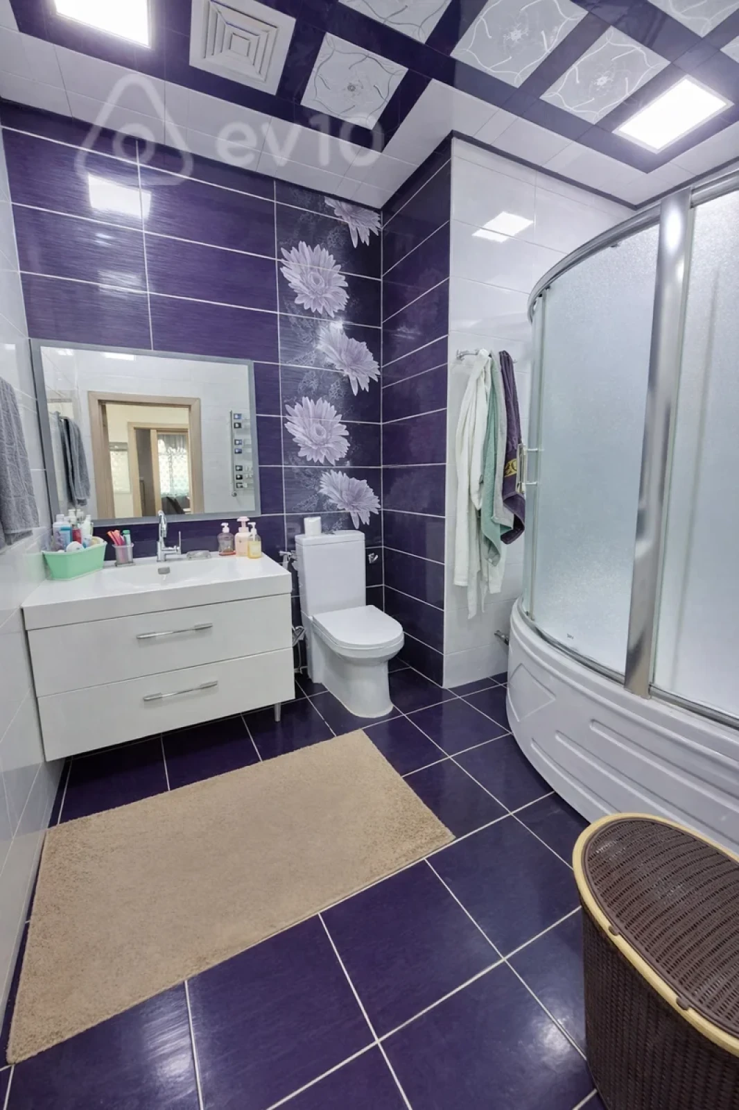 Kirayə verilir 3 otaqlı yeni tikili 130 m²