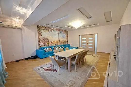 Kirayə verilir 3 otaqlı yeni tikili 130 m²