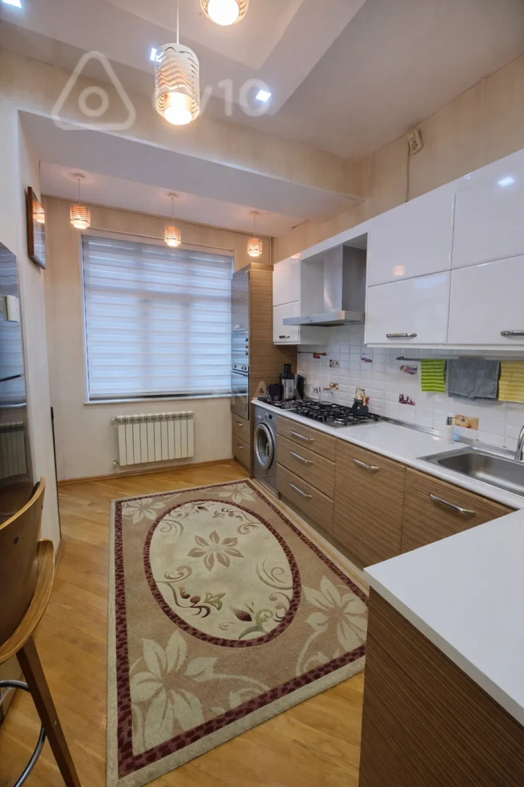 Kirayə verilir 3 otaqlı yeni tikili 130 m²
