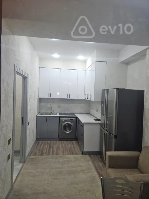 Kirayə verilir 3 otaqlı yeni tikili 70 m²