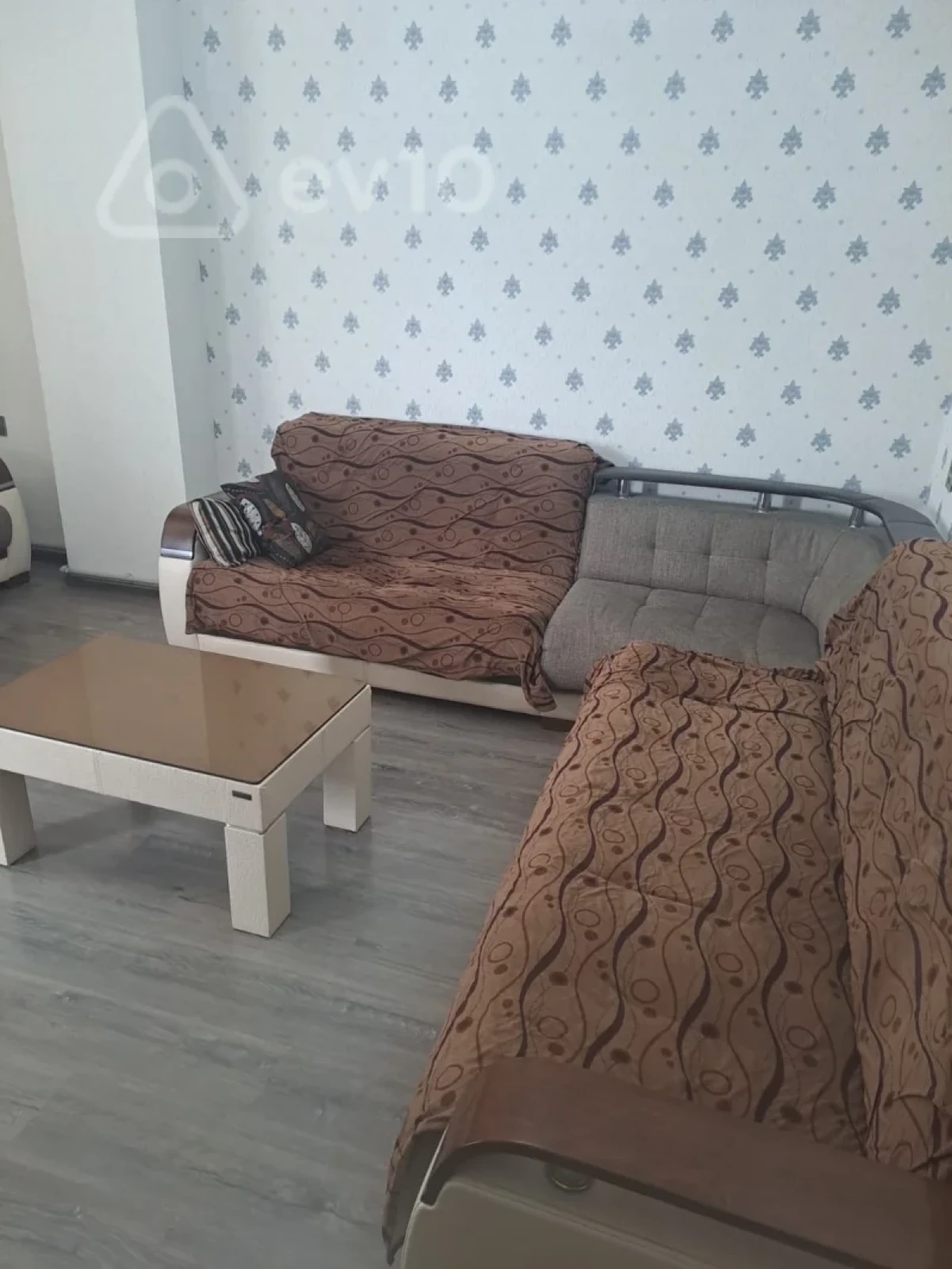 Kirayə verilir 2 otaqlı yeni tikili 74 m²