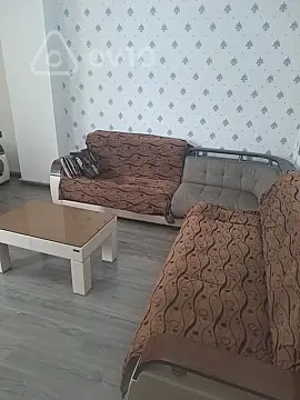 Kirayə verilir 2 otaqlı yeni tikili 74 m²