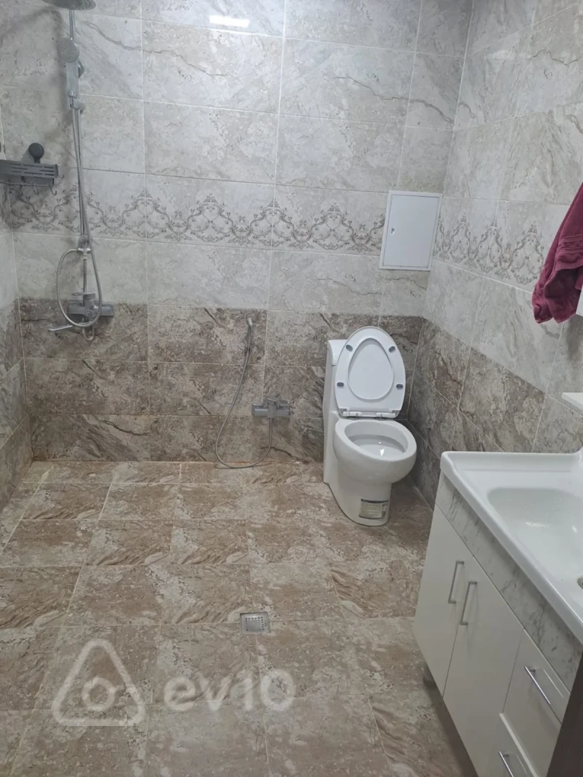 Kirayə verilir 2 otaqlı yeni tikili 74 m²
