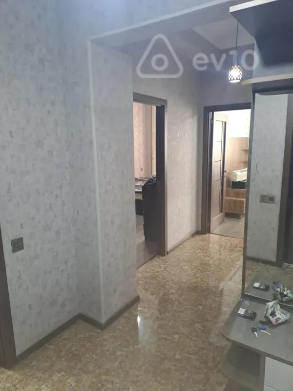 Kirayə verilir 2 otaqlı yeni tikili 74 m²