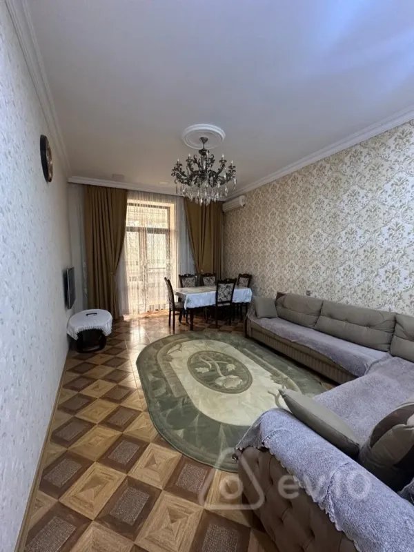 Kirayə verilir 3 otaqlı köhnə tikili 70 m²