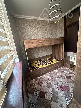 Kirayə verilir 3 otaqlı köhnə tikili 70 m²