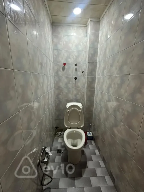 Kirayə verilir 3 otaqlı köhnə tikili 70 m²