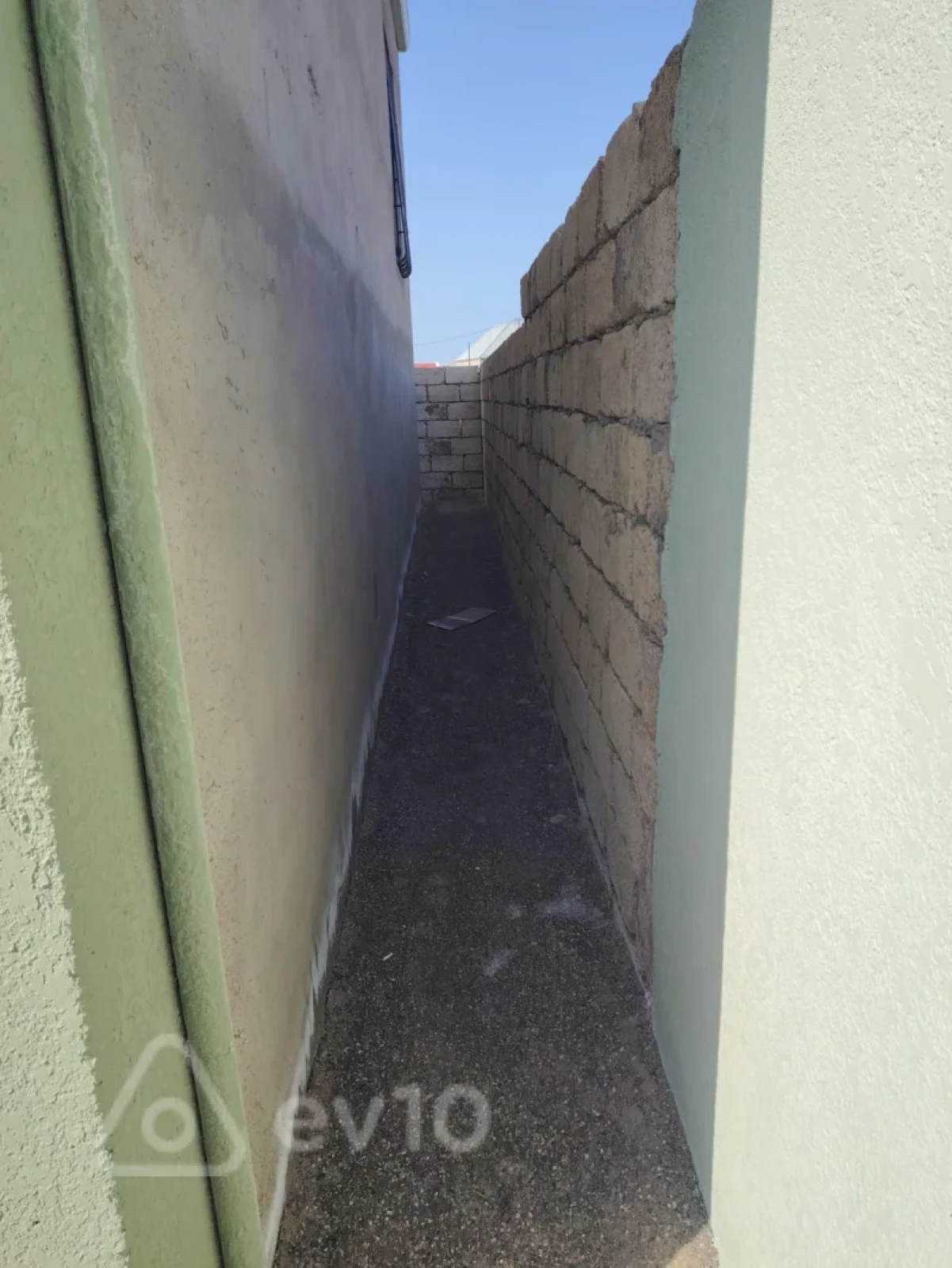 Satılır 3 otaqlı həyət evi 100 m²