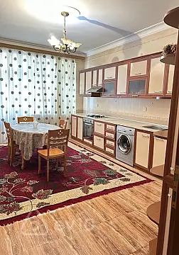 Kirayə verilir 3 otaqlı yeni tikili 170 m²