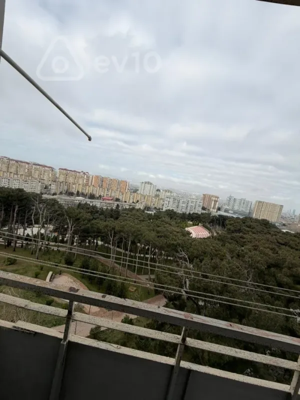 Kirayə verilir 2 otaqlı köhnə tikili 65 m²