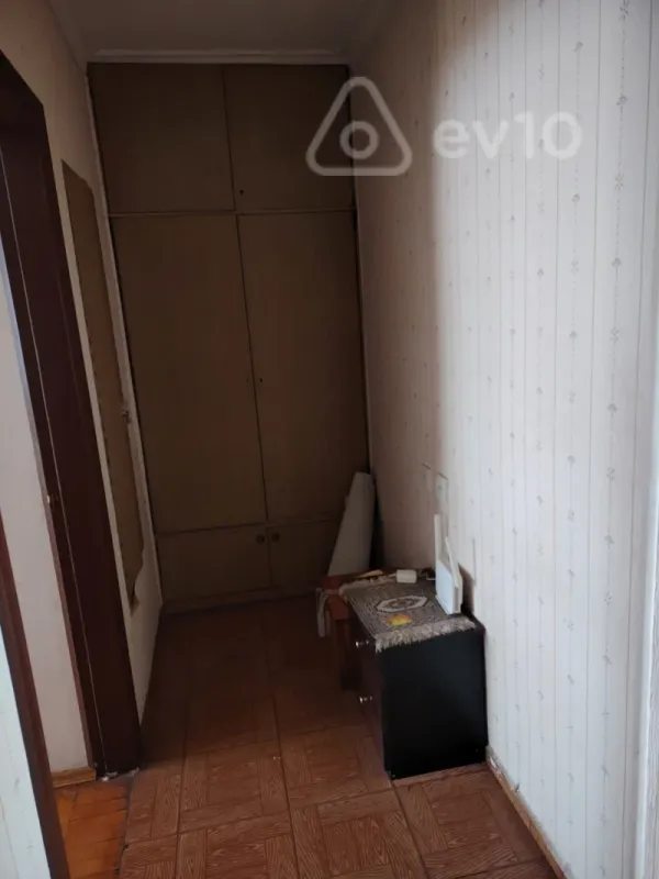 Kirayə verilir 2 otaqlı köhnə tikili 60 m²