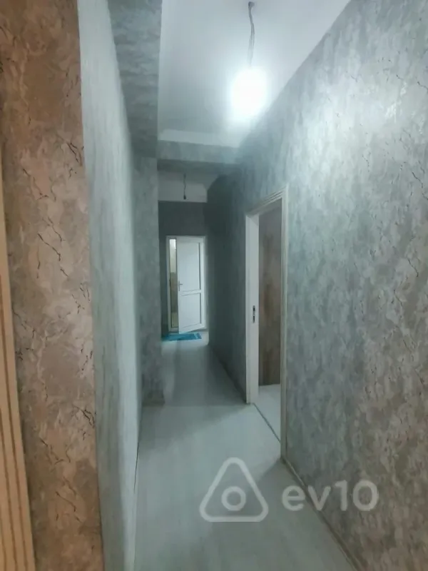 Kirayə verilir 3 otaqlı yeni tikili 77 m²