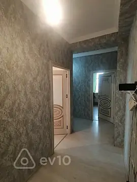 Kirayə verilir 3 otaqlı yeni tikili 77 m²