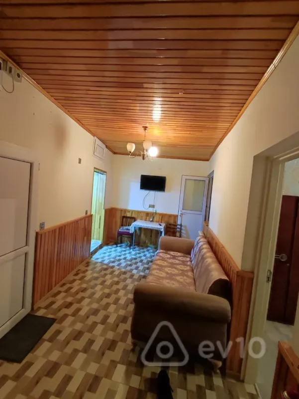 Kirayə verilir 2 otaqlı yeni tikili 50 m²