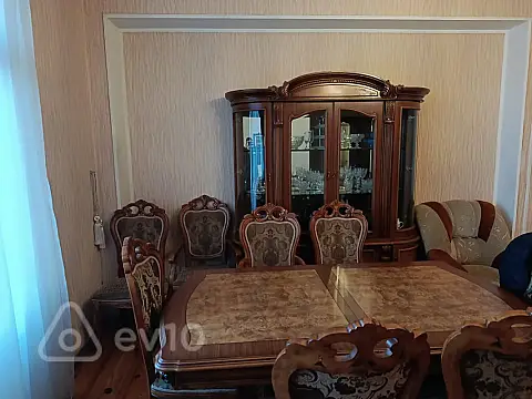 Kirayə verilir 3 otaqlı yeni tikili 142 m²