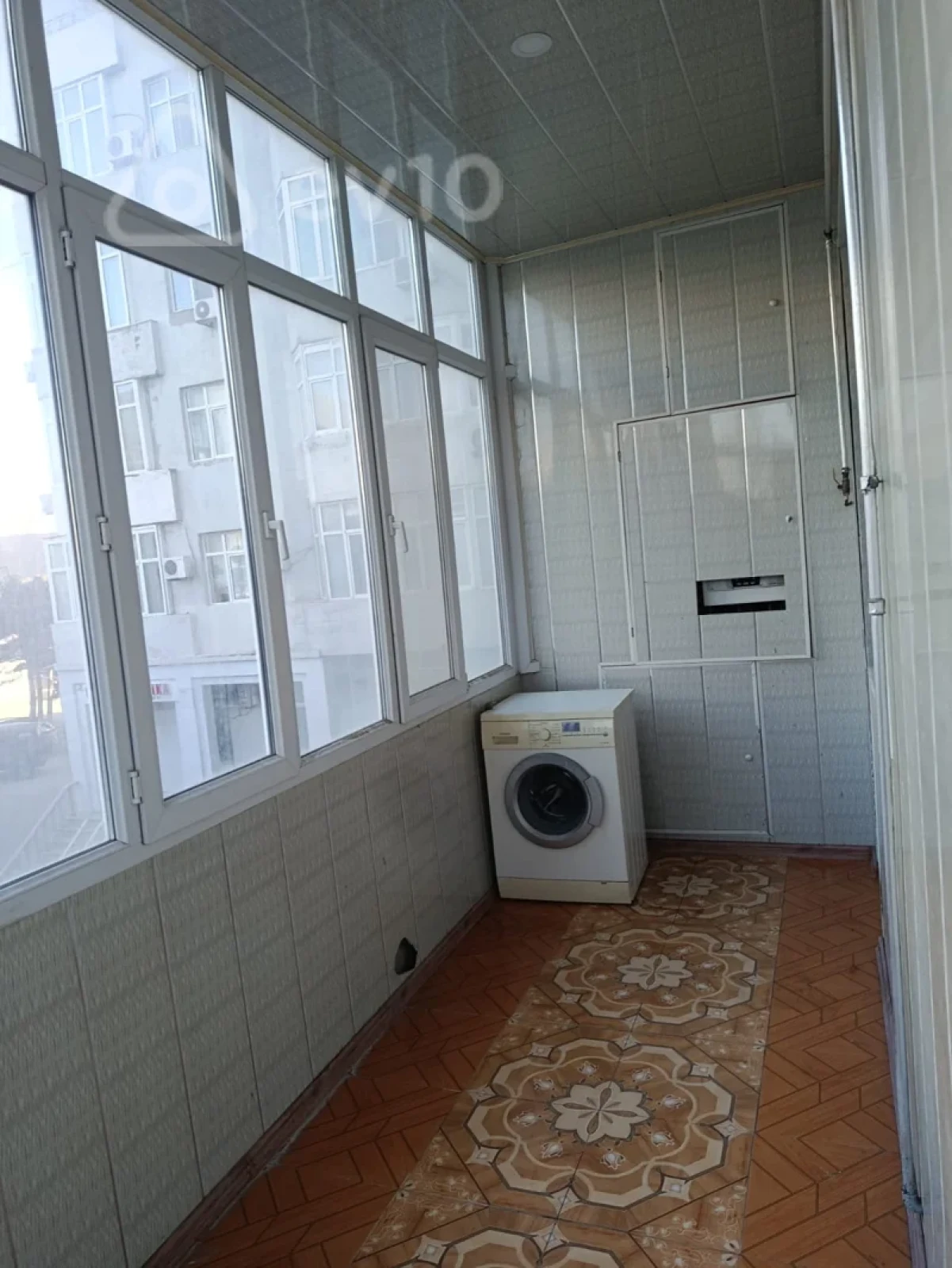 Kirayə verilir 3 otaqlı yeni tikili 142 m²