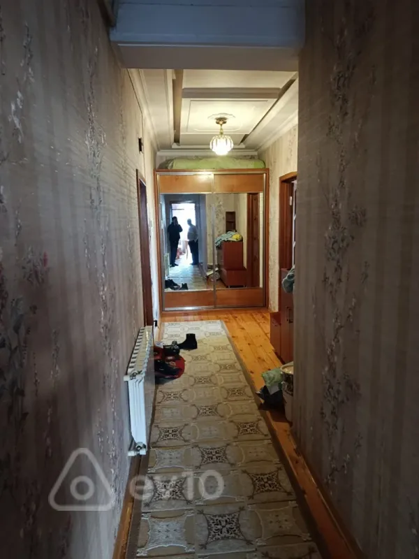 Kirayə verilir 3 otaqlı yeni tikili 142 m²