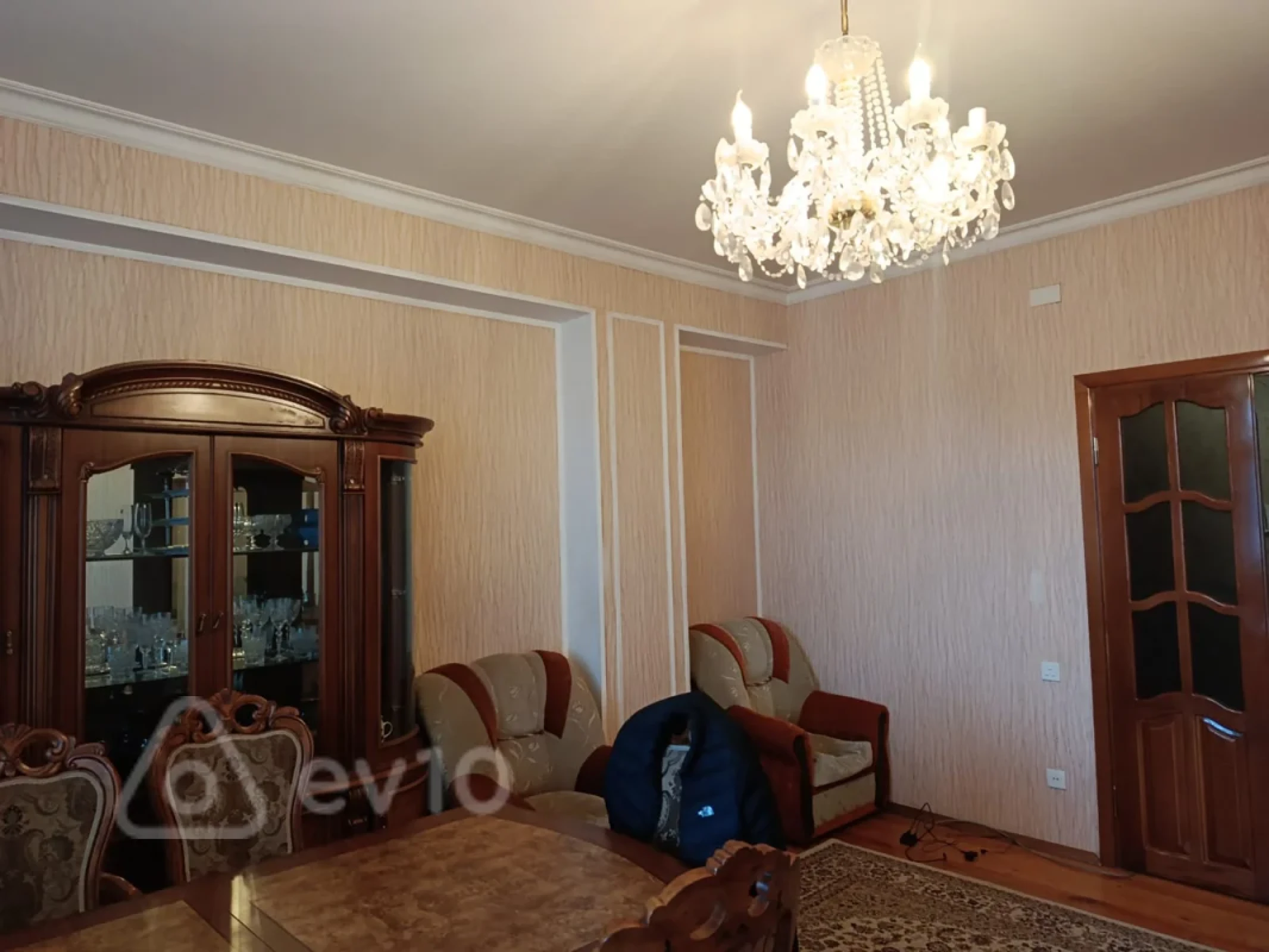 Kirayə verilir 3 otaqlı yeni tikili 142 m²