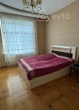Kirayə verilir 3 otaqlı köhnə tikili 90 m² — Bakı, Nəsimi 3 otaq 90.00 m²