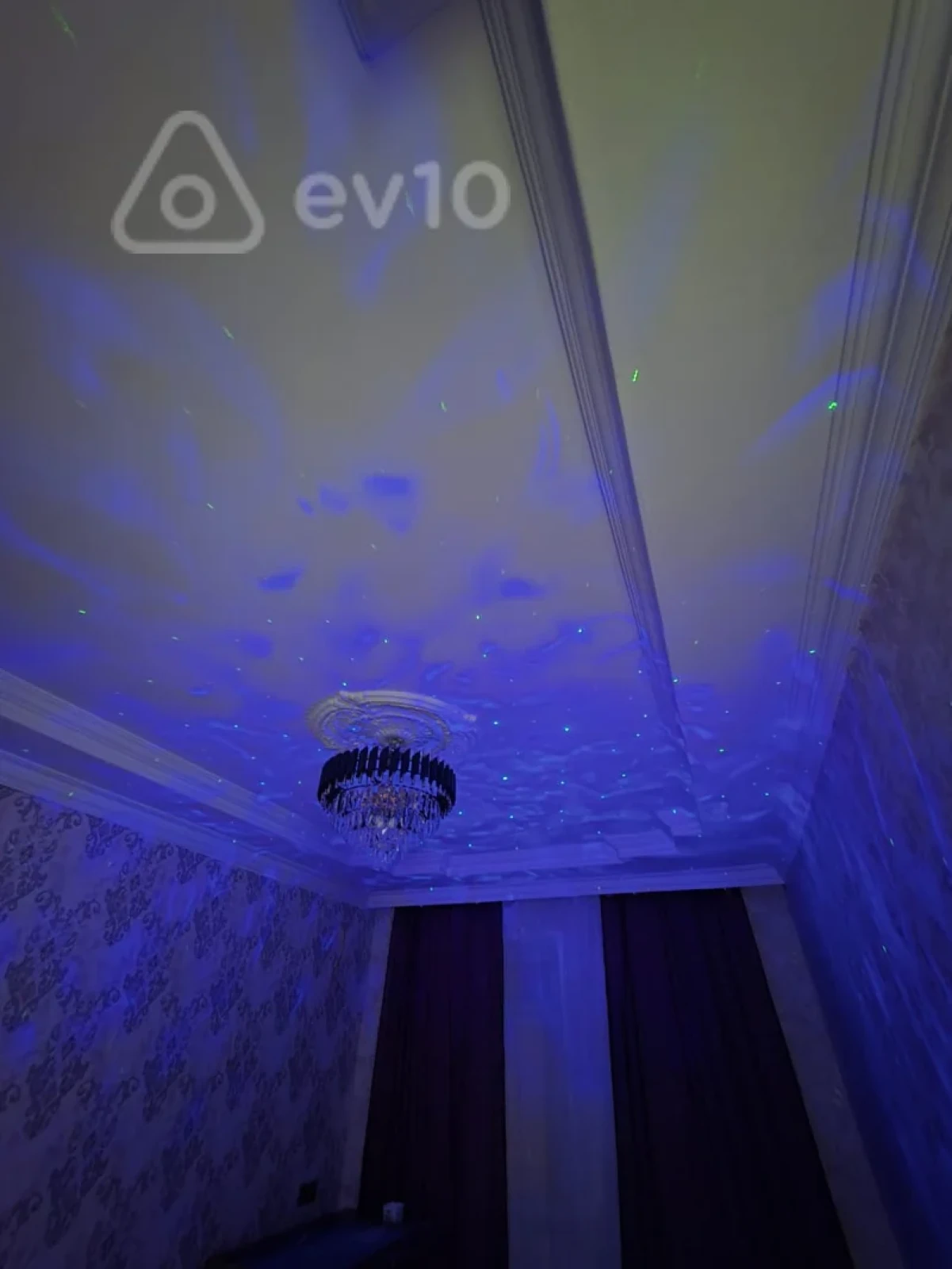 Kirayə verilir 2 otaqlı köhnə tikili 50 m²