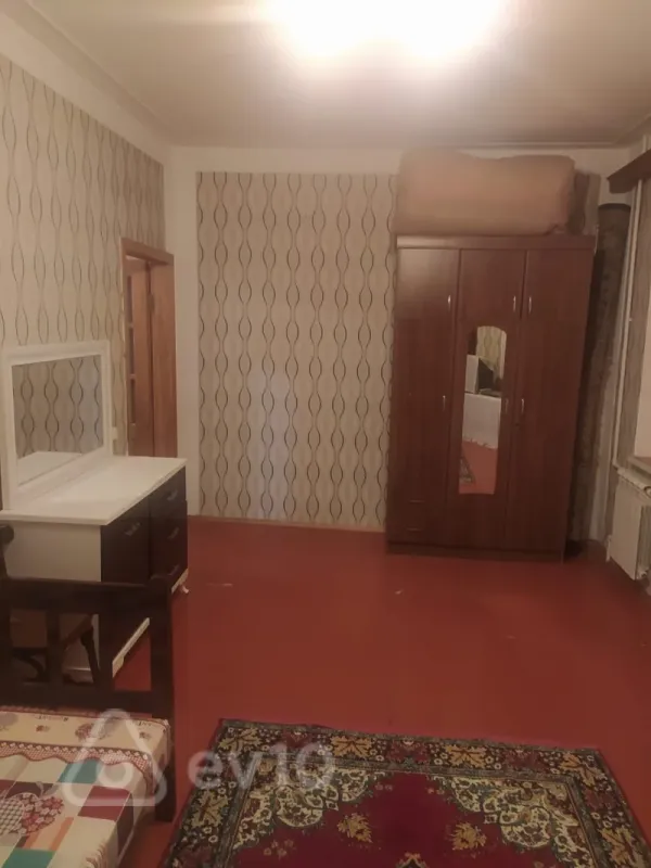 Kirayə verilir 1 otaqlı köhnə tikili 40 m²