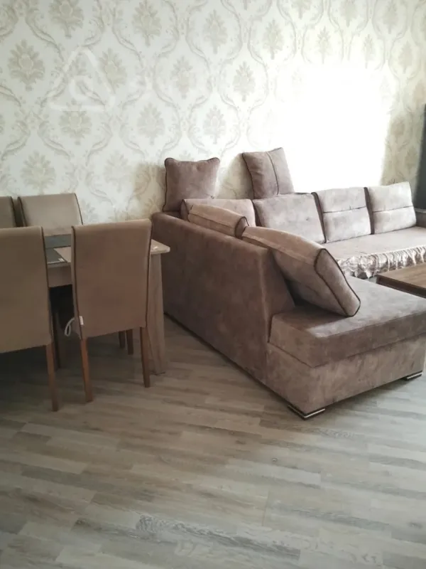 Kirayə verilir 2 otaqlı yeni tikili 43 m²