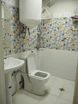 Kirayə verilir 2 otaqlı yeni tikili 43 m²