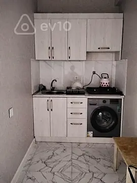Kirayə verilir 2 otaqlı yeni tikili 43 m²
