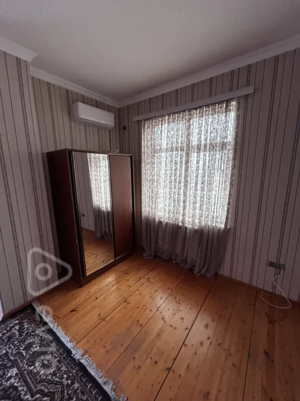 Kirayə verilir 2 otaqlı yeni tikili 80 m²